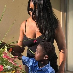 Meet your Posher, Caroline